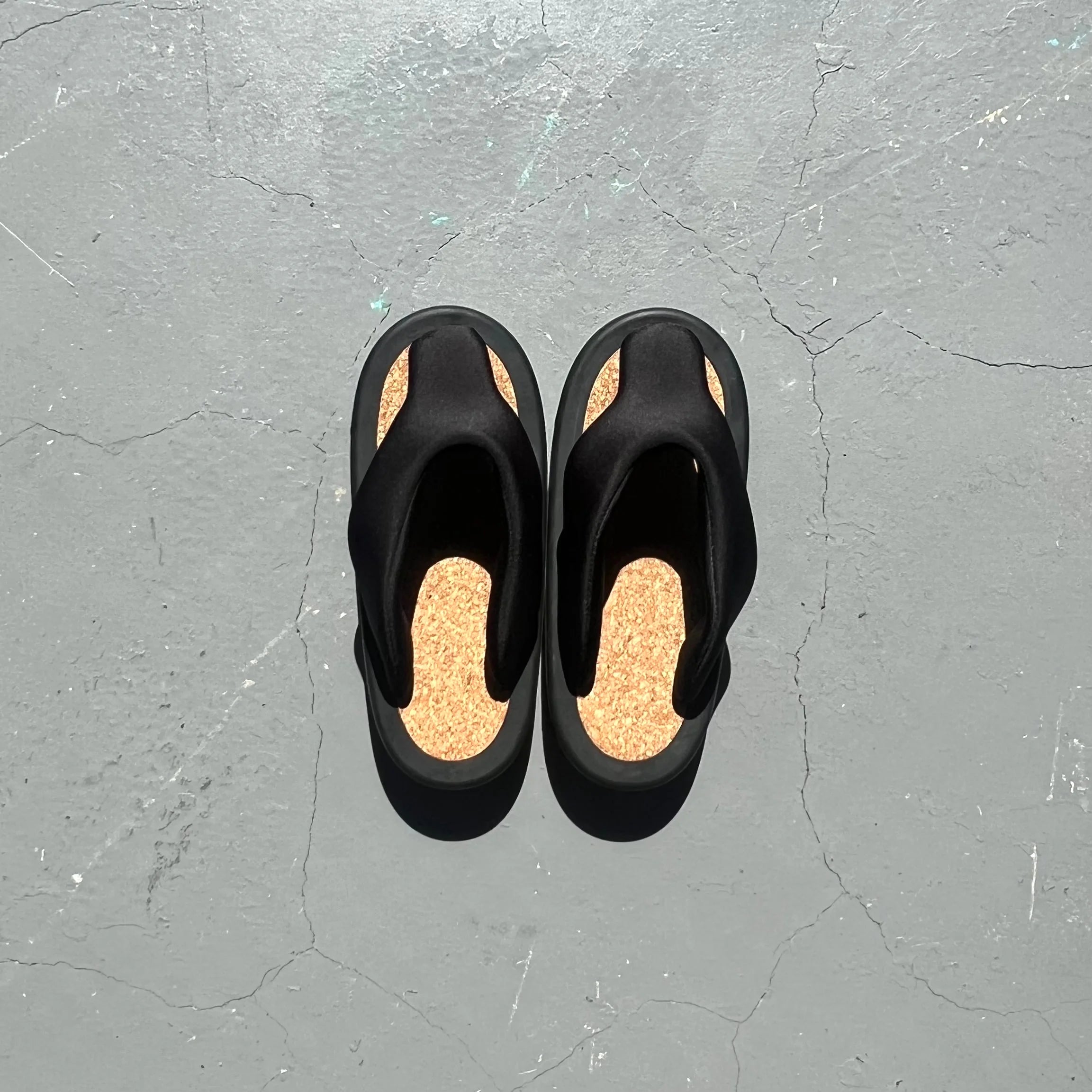 JOJO (XS) Black / Black / Cork / Black