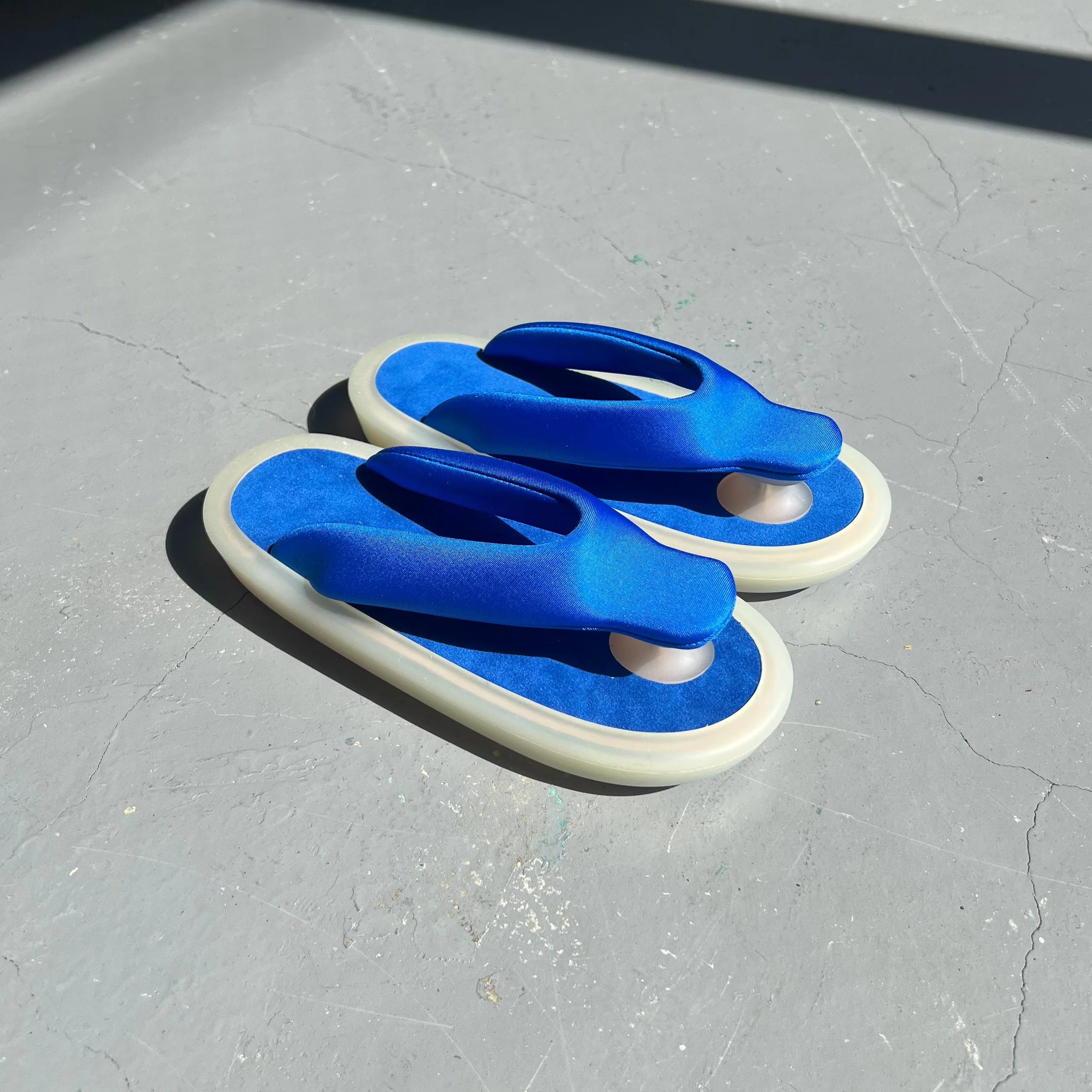 JOJO (S) Blue / White / Blue / Fluorescence (蛍光)