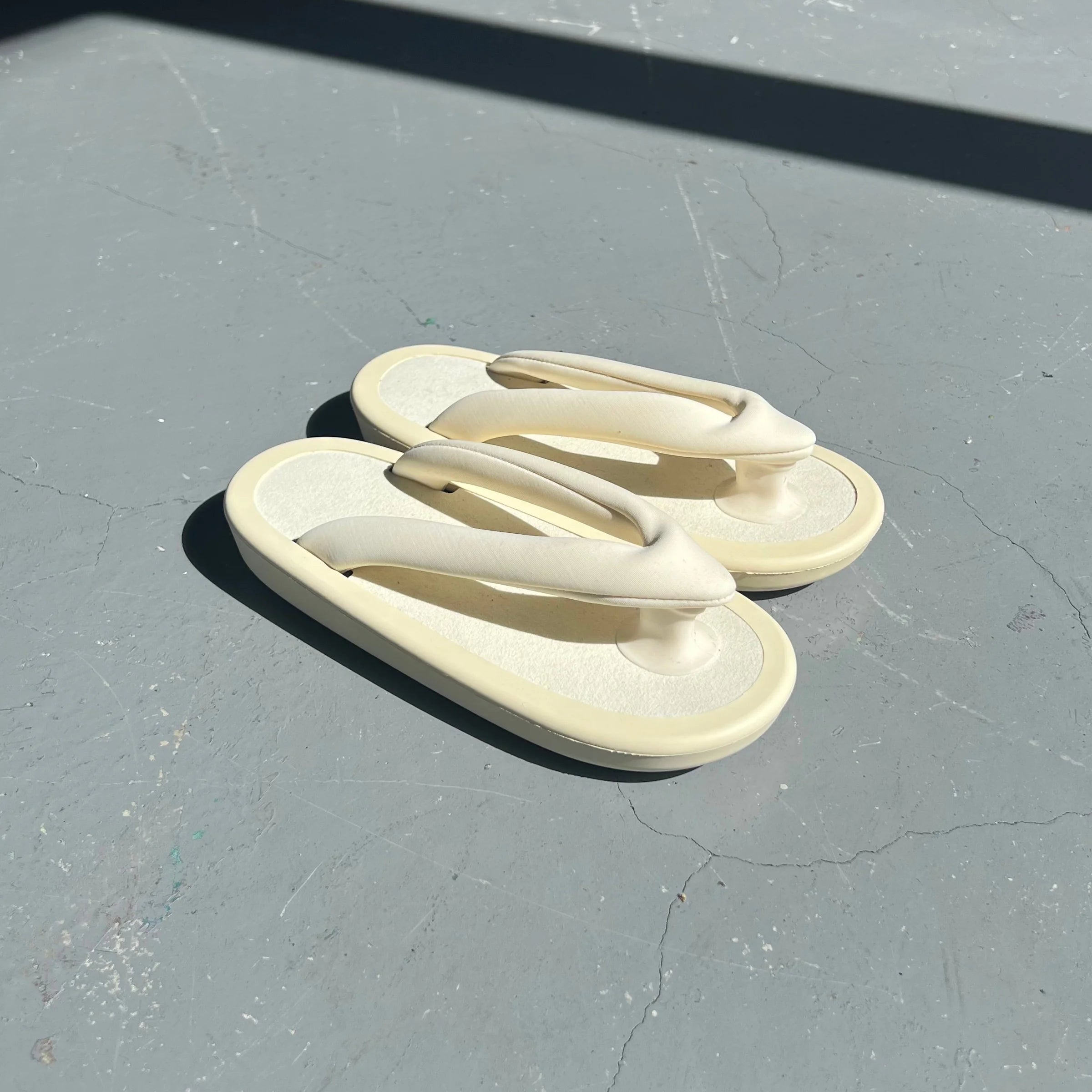 JOJO (S) White (Sharp) / White / White / White